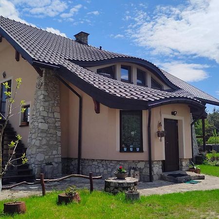 Hacjenda Villa Susiec ภายนอก รูปภาพ