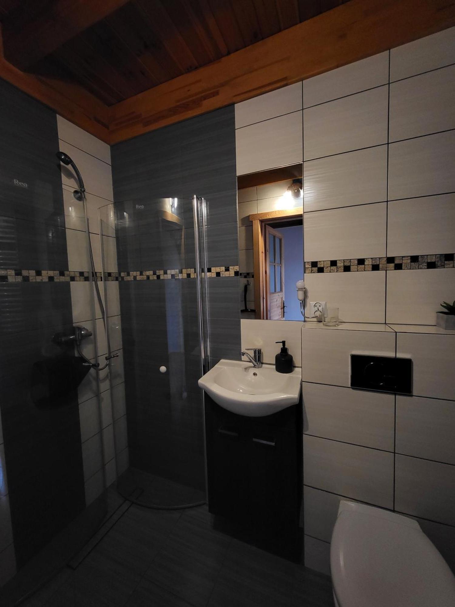 Hacjenda Villa Susiec ภายนอก รูปภาพ