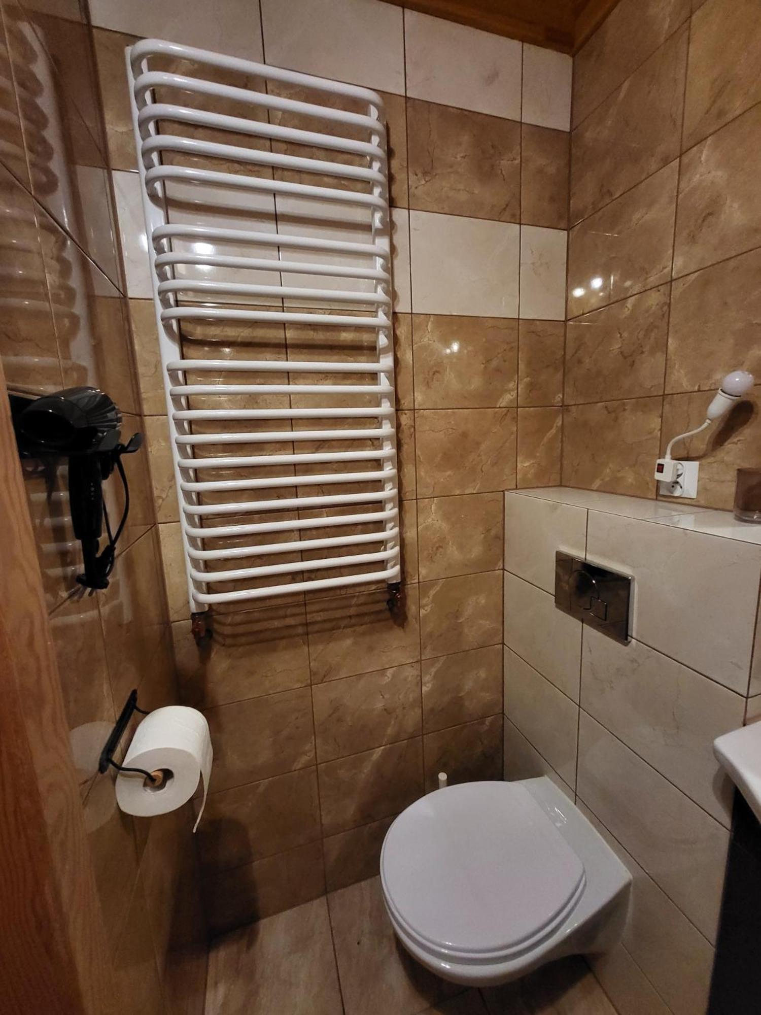 Hacjenda Villa Susiec ภายนอก รูปภาพ