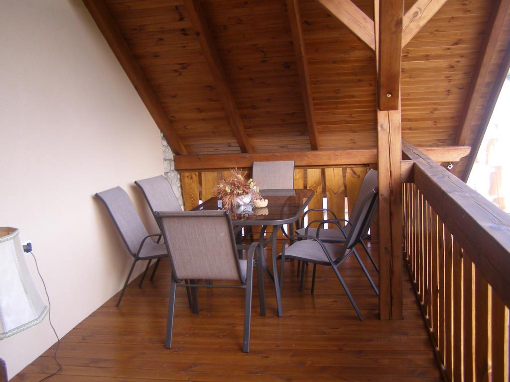 Hacjenda Villa Susiec ภายนอก รูปภาพ
