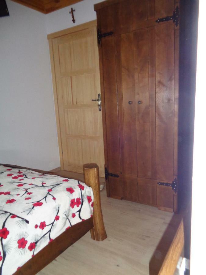 Hacjenda Villa Susiec ภายนอก รูปภาพ