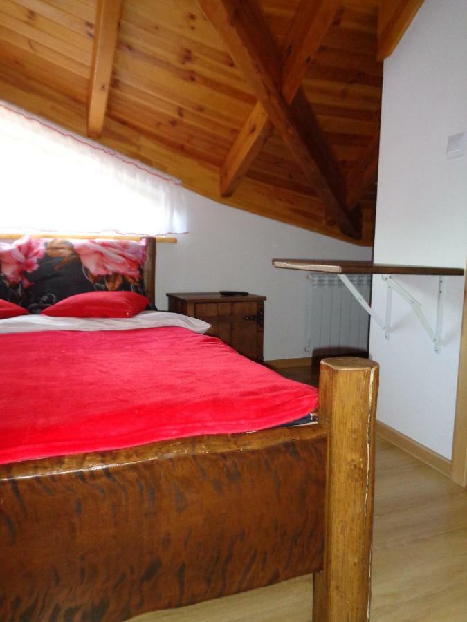 Hacjenda Villa Susiec ภายนอก รูปภาพ