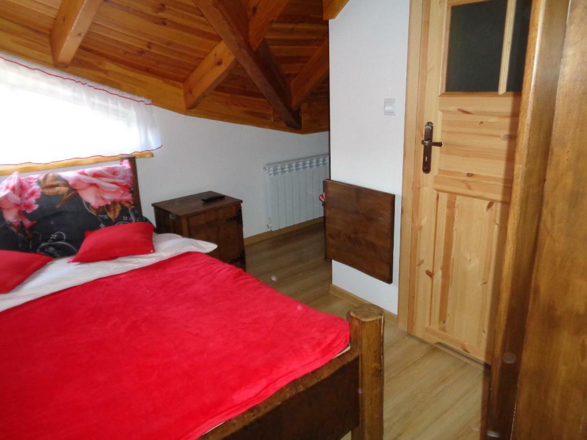 Hacjenda Villa Susiec ภายนอก รูปภาพ
